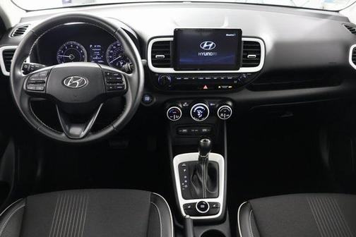 2022 Hyundai VENUE Limited