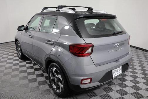 2022 Hyundai VENUE Limited