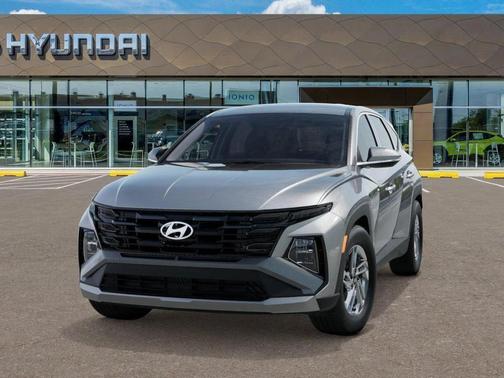 Shimmering Silver 2026 Hyundai TUCSON SE