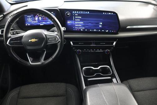 Lakeshore Blue Metallic 2024 Chevrolet Traverse LT