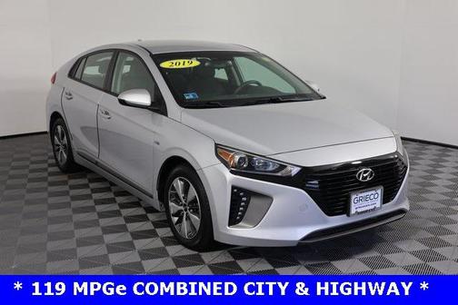 2019 Hyundai IONIQ Plug-In Hybrid Base