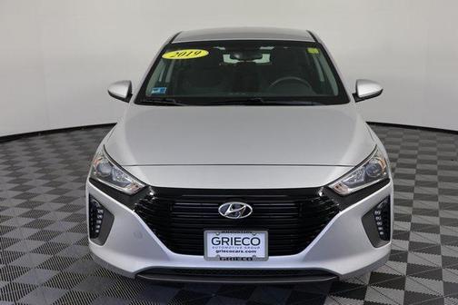 2019 Hyundai IONIQ Plug-In Hybrid Base