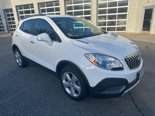 Summit White 2016 Buick Encore Base