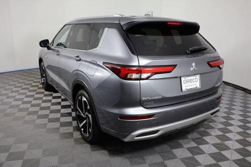2024 Mitsubishi Outlander PHEV SEL