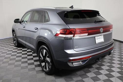 2024 Volkswagen Atlas Cross Sport 2.0T SE w/Technology 4MOTION