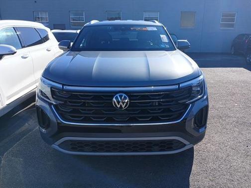 2024 Volkswagen Atlas Cross Sport 2.0T SE w/Technology 4MOTION