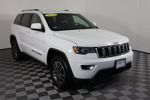 2019 Jeep Grand Cherokee Laredo