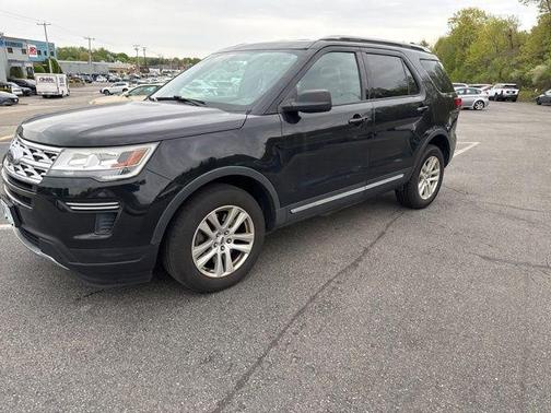 Black Metallic 2019 Ford Explorer XLT