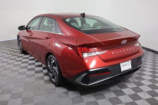 Ultimate Red 2025 Hyundai ELANTRA SEL