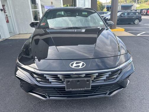 2024 Hyundai ELANTRA HEV Limited