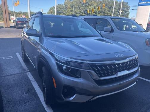 2022 Kia Seltos Nightfall