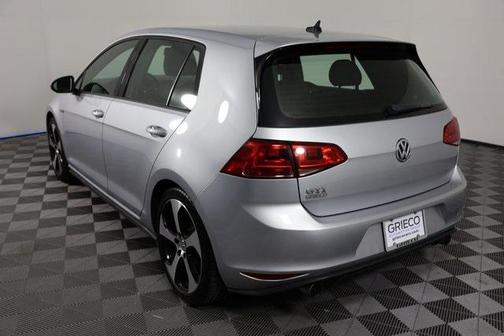 2015 Volkswagen Golf GTI 2.0T S 4-Door
