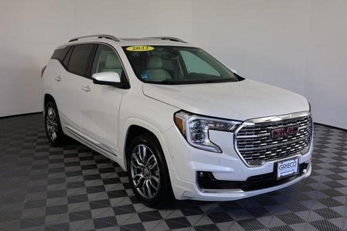 2022 GMC Terrain Denali