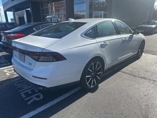 2025 Honda Accord Hybrid Touring