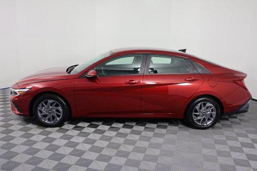 2024 Hyundai ELANTRA HEV Blue