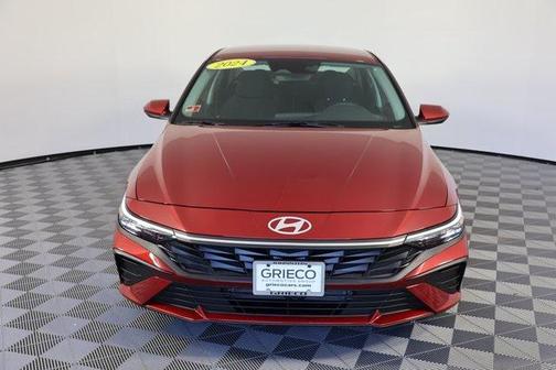 2024 Hyundai ELANTRA HEV Blue
