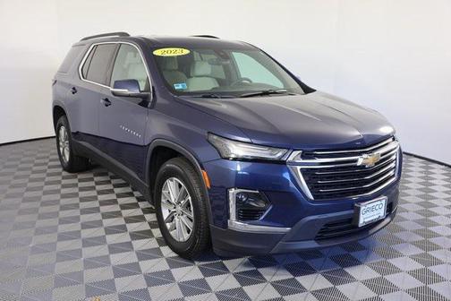 2023 Chevrolet Traverse LT
