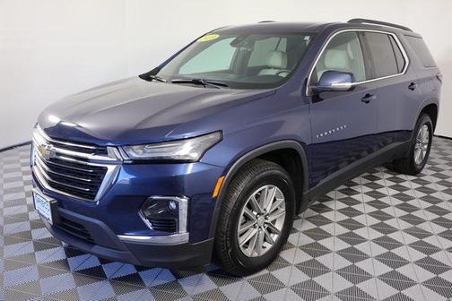2023 Chevrolet Traverse LT