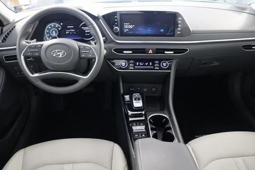 2020 Hyundai SONATA Limited