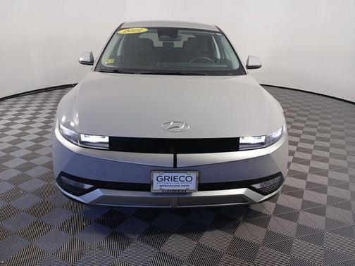 2022 Hyundai IONIQ 5 SE