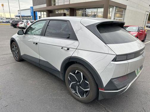 2022 Hyundai IONIQ 5 SE