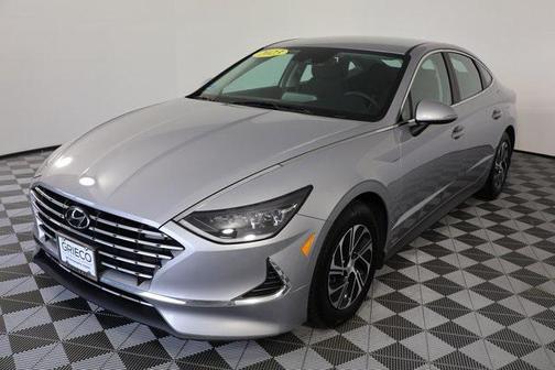 2023 Hyundai SONATA Hybrid Base