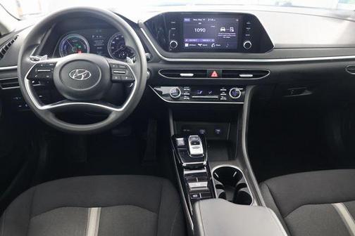 2023 Hyundai SONATA Hybrid Base