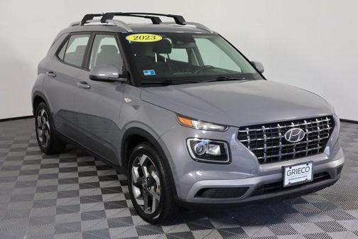2023 Hyundai VENUE SEL
