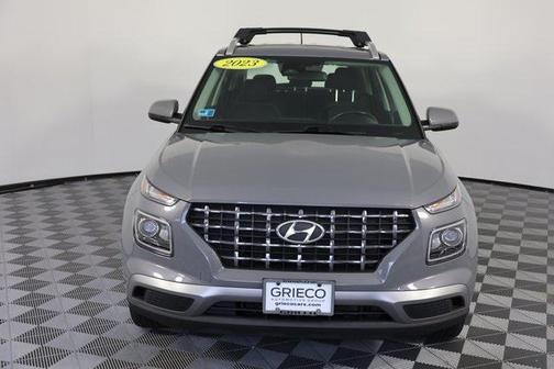 2023 Hyundai VENUE SEL