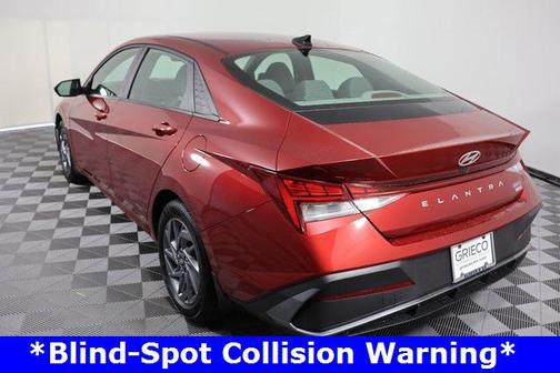 2024 Hyundai ELANTRA HEV Blue