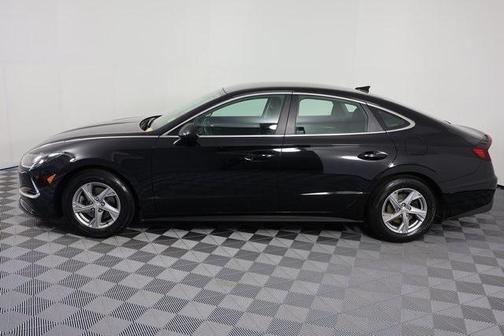 2021 Hyundai SONATA SE