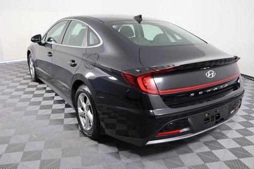 2021 Hyundai SONATA SE