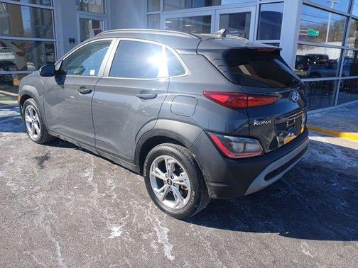 2023 Hyundai KONA SEL