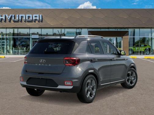 Ecotronic Gray w/Black Roof 2026 Hyundai VENUE SEL w/Two-Tone Roof