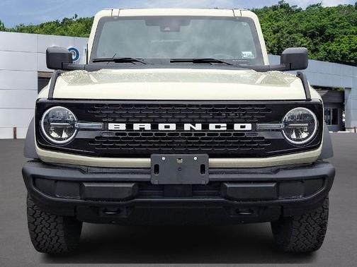 DESERT SAND 2025 Ford Bronco BIG BEND