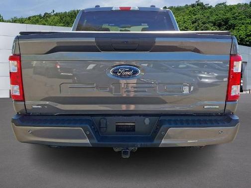 CARBONIZED GRAY METALLIC 2023 Ford F-150 XL