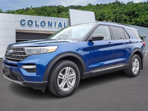 ATLAS BLUE METALLIC 2022 Ford Explorer XLT