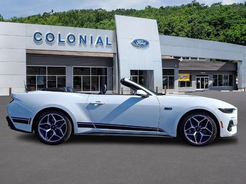 OXFORD WHITE 2025 Ford Mustang GT PREMIUM