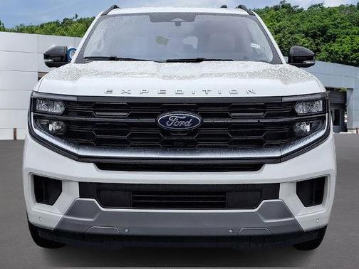 STAR WHITE MET TRI-COAT 2025 Ford Expedition PLATINUM