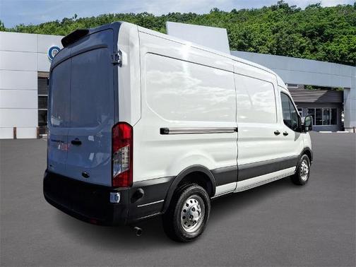 2024 Ford Transit-250 148 WB MEDIUM ROOF CARGO