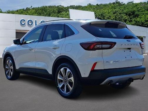 STAR WHITE METALLIC TRI-COA 2024 Ford Escape PLATINUM