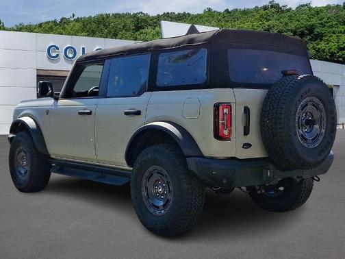 DESERT SAND 2025 Ford Bronco BADLANDS
