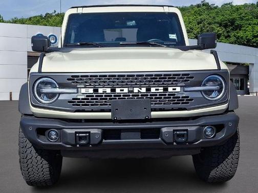 DESERT SAND 2025 Ford Bronco BADLANDS