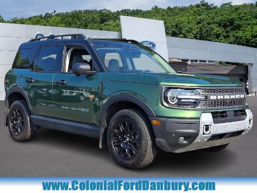ERUPTION GREEN METALLIC 2025 Ford Bronco Sport BADLANDS