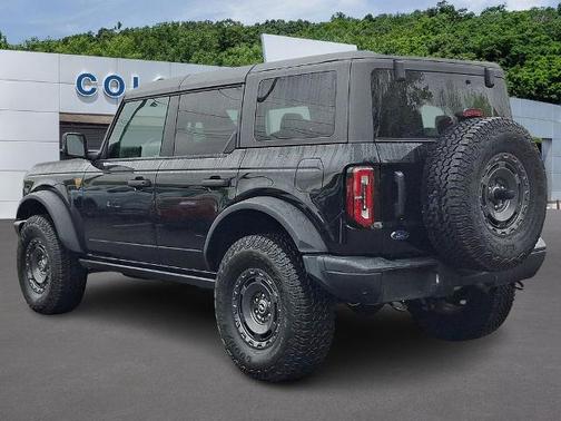 SHADOW BLACK 2025 Ford Bronco BADLANDS