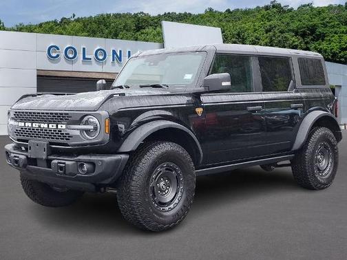 SHADOW BLACK 2025 Ford Bronco BADLANDS