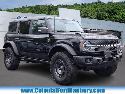 SHADOW BLACK 2025 Ford Bronco BADLANDS