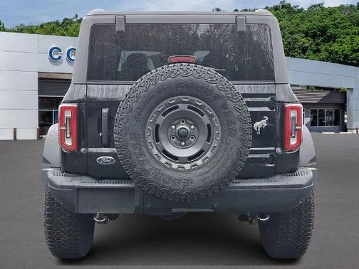 SHADOW BLACK 2025 Ford Bronco BADLANDS