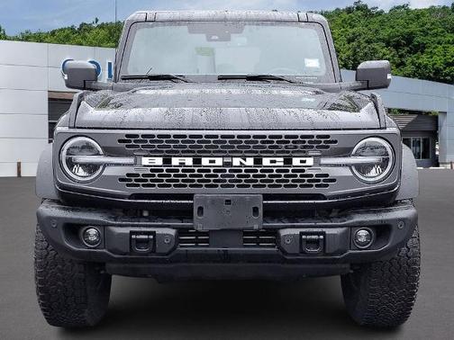 SHADOW BLACK 2025 Ford Bronco BADLANDS