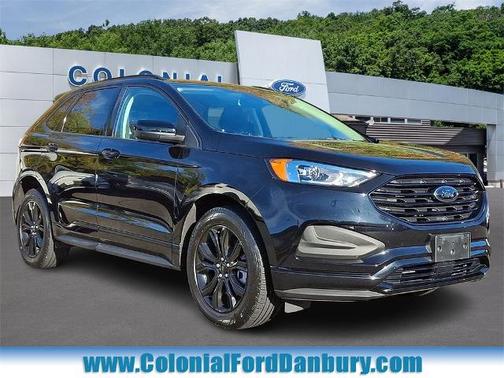 2022 Ford Edge SE